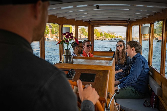 Amsterdam Highlights Canal Cruise with a Drink - Where you meet at H’ART Museum (Hermitage Amsterdam) on Amstel 51