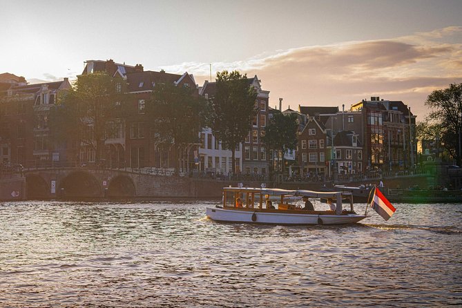 Amsterdam Highlights Canal Cruise with a Drink - Price and value: when $633.06 per person makes sense