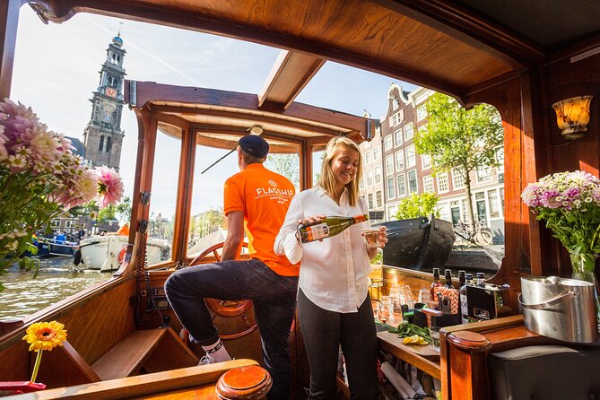 Amsterdam Historic Tour On Classic Saloon Boat - Dutch National Opera and the Stopera Building: A Modern Landmark on an Old Water Grid