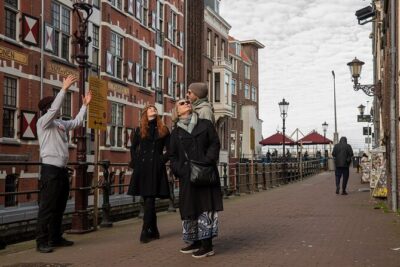 Amsterdam: History, Culture & Highlights tour - The UNESCO canal ring: learning to read Amsterdam from the water