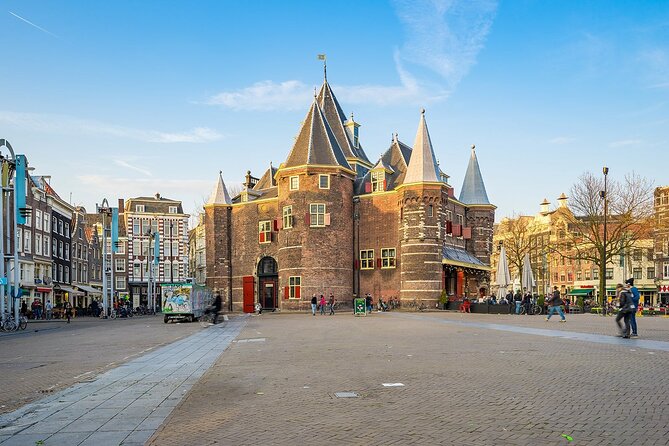 Amsterdam History Walking Tour - Dam Square and Spui: the city’s center and its modern freedoms