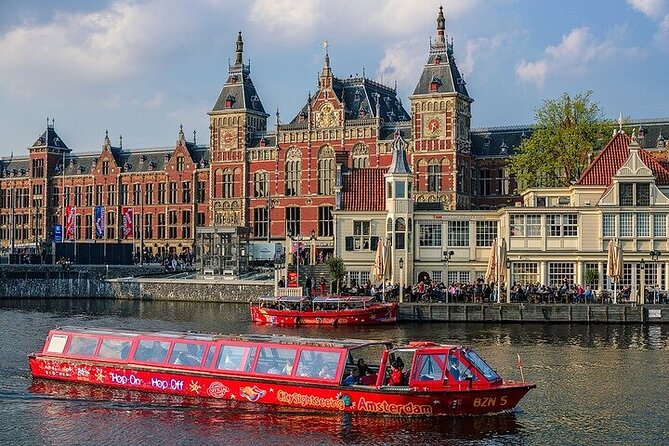 Amsterdam Hop-On Hop-Off 24h or 48h Bus and Boat Option - Audio, WiFi, and the extras that make the ride usable