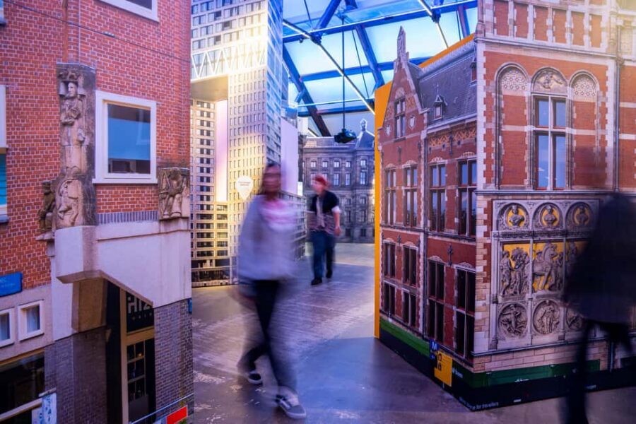Amsterdam in Motion Entry Ticket - Projection Mapping and Sound: The Main Event You Should Plan Around