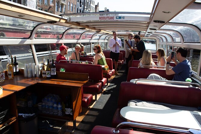 Amsterdam Jazz Canal Cruise with live music - The Live Music Part: What Makes It Feel Intimate