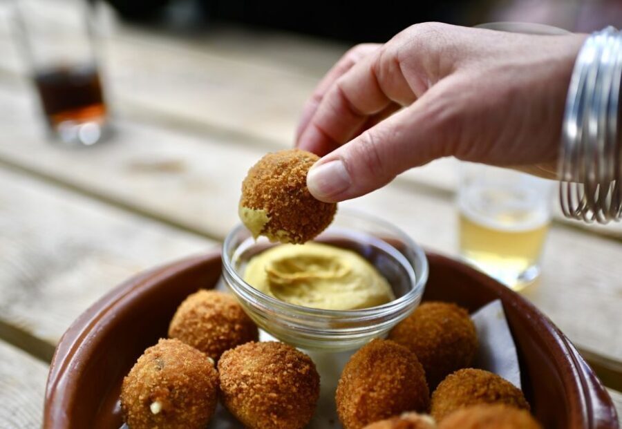 Amsterdam: Jordaan Food Tour of 10+ Local Classic Tastings - What’s Actually on the Menu: 6+ Classics Plus the Secret Dish