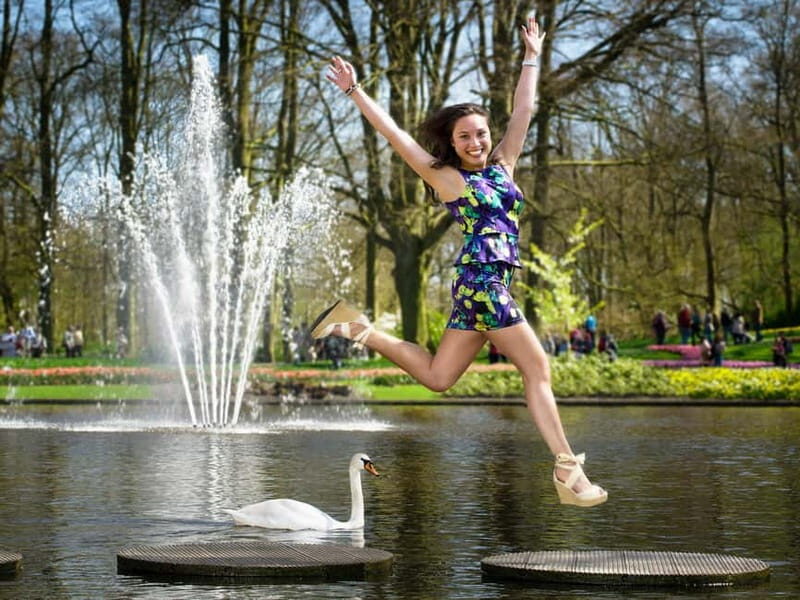 Amsterdam: Keukenhof Entry & Shuttlebus with Flexible Return - What the gardens look like across the season (and why timing changes everything)