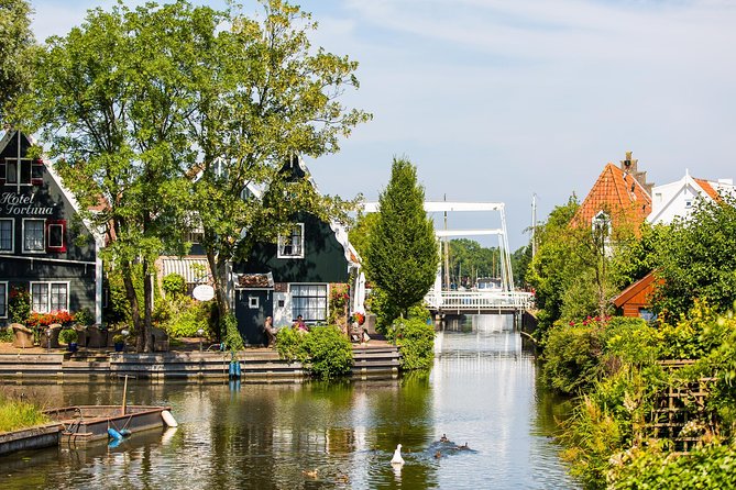 Amsterdam: Keukenhof, Zaanse Schans & Volendam Tour - Price and Value Check for $83.38