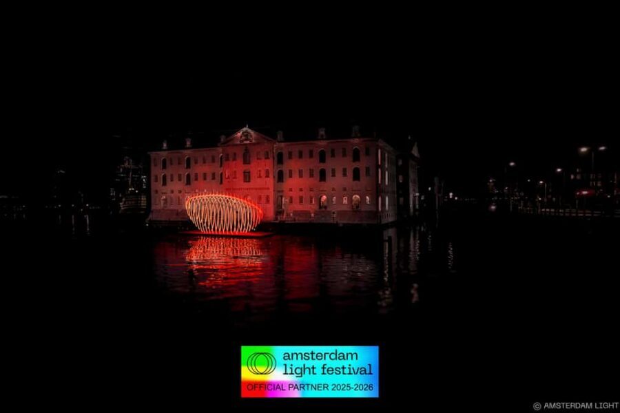 Amsterdam: Light Festival Cruise + Stroopwafel & Hot Choco - Should you book this Amsterdam Light Festival cruise?