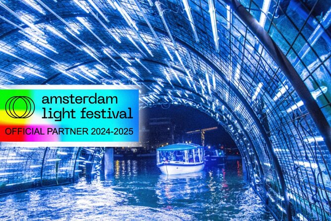 Amsterdam Light Festival: Cruise Unlimited Drinks & Bite option - Comfort on board: open-air views, covered weather, and the step-up reality