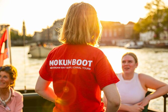 Amsterdam: Light Festival Open Boat - Unl. Drinks Option - A Quiet Electric Open-Boat Night on the Canals