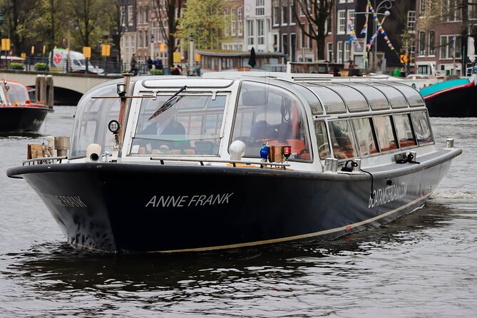 Amsterdam Live Guided Sightseeing Canal Cruise - Price and What You’re Really Getting for About $15.69