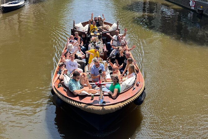 Amsterdam Luxury Boutique Boat tour with Unlimited Beer and Wine - Magere Brug (the Skinny Bridge): the photo moment people chase