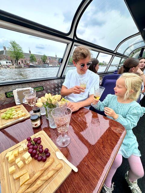 Amsterdam: Luxury Cheese & Wine Canal Cruise - Key things I’d underline before you go