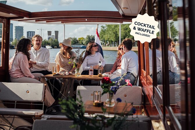 Amsterdam: Luxury Saloon Boat Cruise with Cocktails & Waffle - A Saloon-Boat Canal Hour with Cocktails and Real Amsterdam Stories