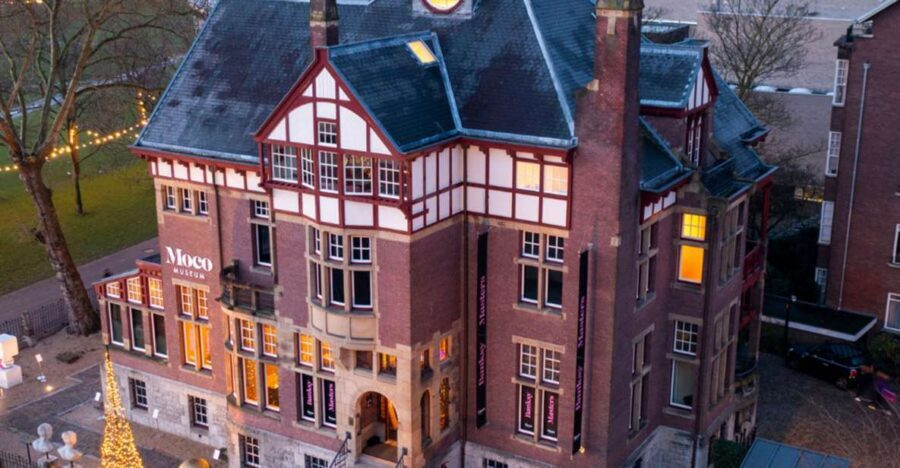 Amsterdam: Moco Museum & Nightclubs Admission Combo w/ Taxi - Nightclub Access to 15+ Venues Around Rembrandtplein and Leidseplein