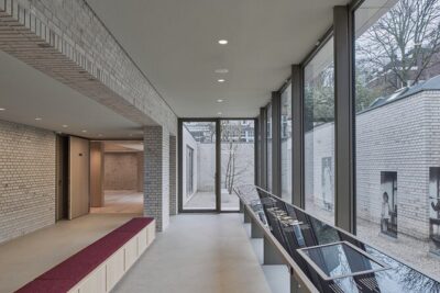 Amsterdam National Holocaust Museum and Memorial Entry Ticket - The audio tour: helpful for most people, but don’t ignore language needs