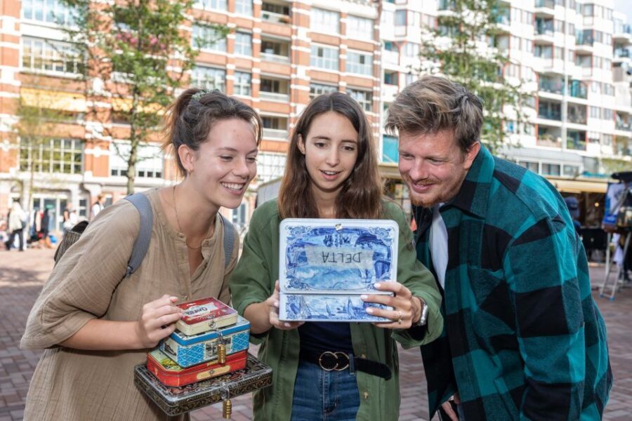 Amsterdam: "Operation 45 " Treasure Hunt Walking Tour - Key things to know before you go