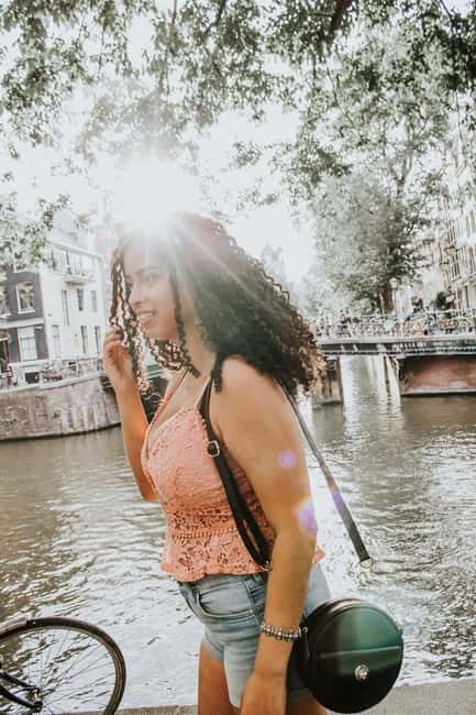 Amsterdam: Particular Photo Session - Getting your photos: the password gallery and selecting 10–12 images