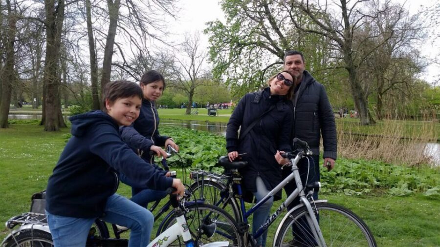 Amsterdam: Private City Bike Tour in italian - Key highlights I’d mark for you