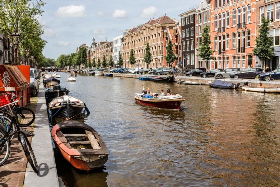 Amsterdam: Private Night Tour of Speakeasies and Bars - Who This Tour Is Best For (and Who Might Want Something Else)