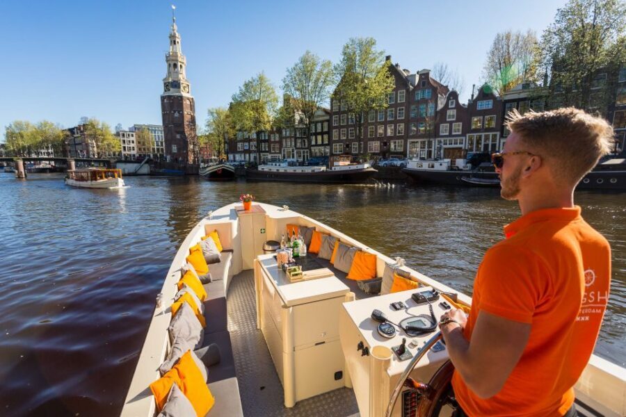 Amsterdam: Private Prosecco Canal Cruise Tour - Quick hits before you go