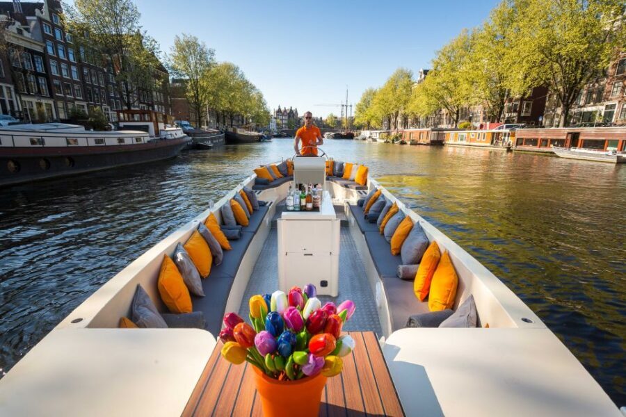 Amsterdam: Private Prosecco Canal Cruise Tour - Price and value: $280 per person for 90 minutes—when it makes sense