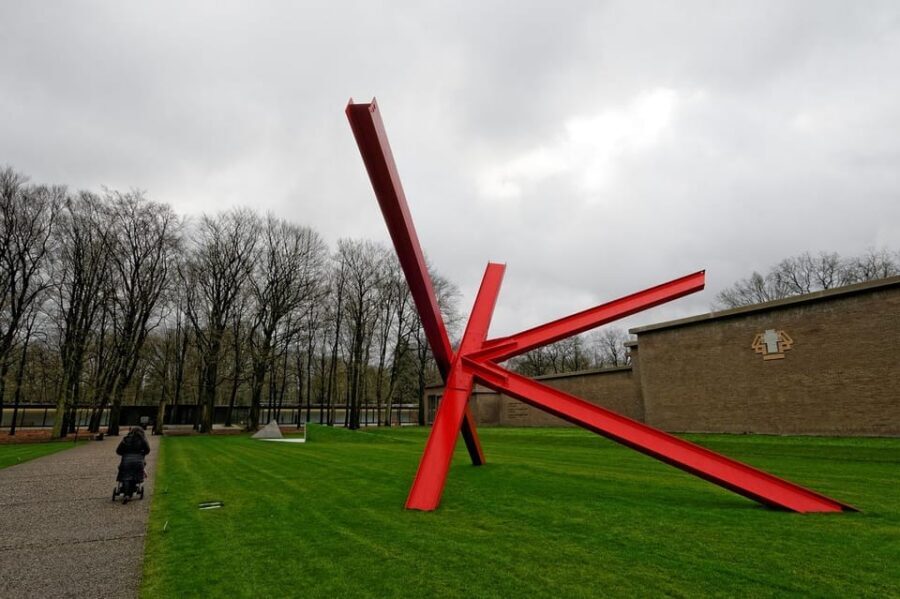Amsterdam: Private tour to Kröller-Müller Museum - Should you book this Amsterdam-to-Otterlo private tour?