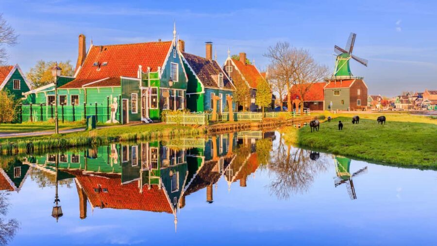 Amsterdam : Private Tour Zaanse Schans - Why Zaanse Schans Fits Perfectly into a 4-Hour Private Tour