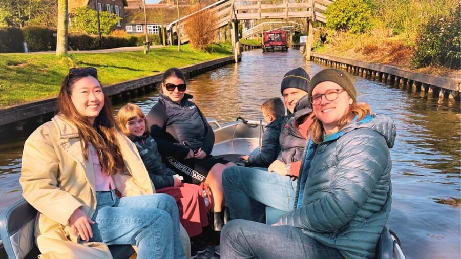 Amsterdam : Private Tour Zaanse Schans - The Pace at Zaanse Schans: Guided Tour, Free Time, and Shopping Walk