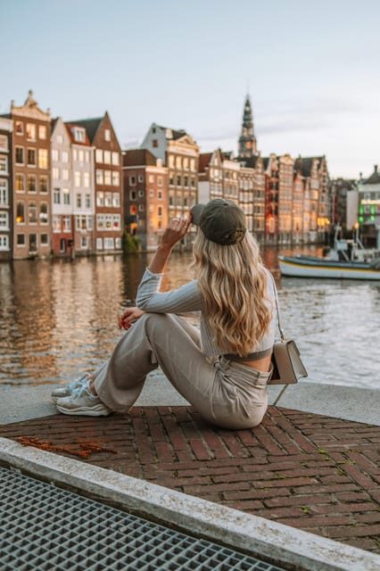 Amsterdam: Professional Photoshoot at the Canals - Why a canal-belt photoshoot beats another day of selfies
