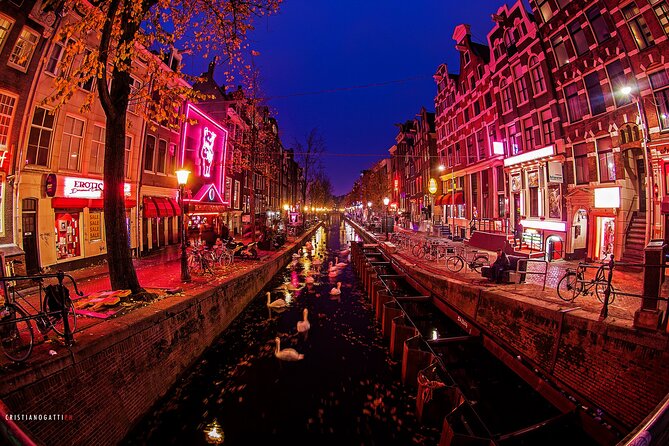 Amsterdam Red Light District and City Center Walking Tour - The Smallest House and the VOC Connection