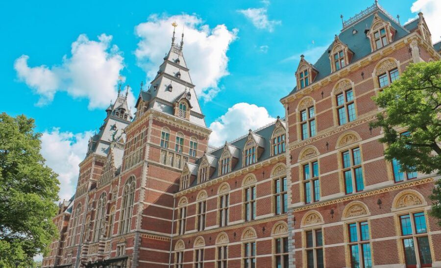 Amsterdam: Rijksmuseum Private Tour - The Nightwatch moment in the Honorary Gallery