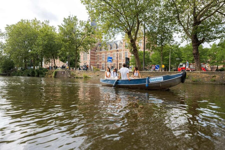 Amsterdam: Sail Yourself with a 2 Hour Boat Rental - Who this boat rental suits best (and who might not love it)