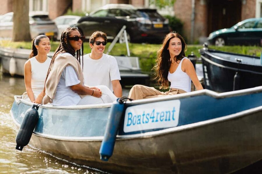 Amsterdam: Sail Yourself with a 2 Hour Boat Rental - No license needed: the rules that make this work (and stay safe)