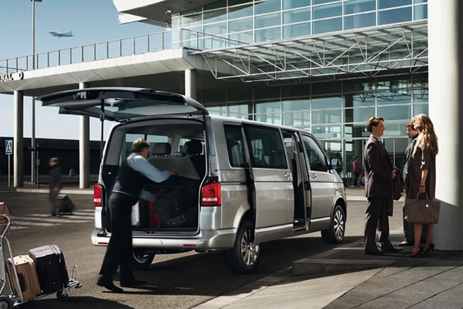 Amsterdam Schiphol Airport Transfer - Inside-terminal pickup: how you avoid the Schiphol scramble