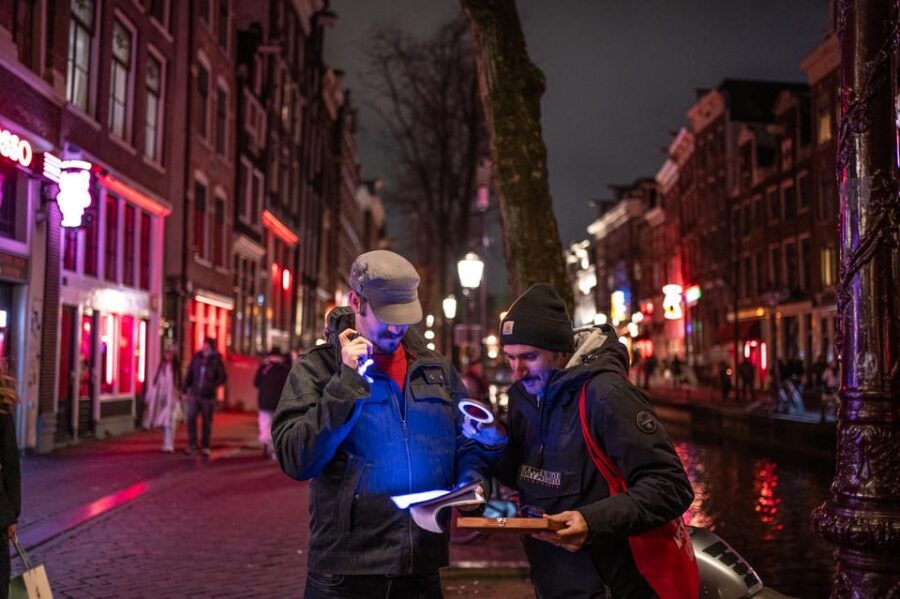 Amsterdam: Self-guided Red Light District Pub Crawl Mystery - Who this pub crawl mystery fits best (and who might skip it)