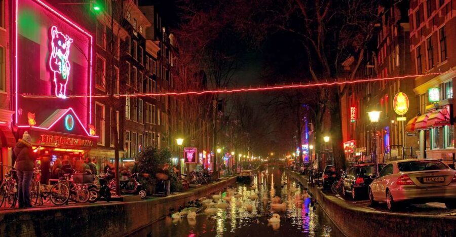 Amsterdam: Sex, Drugs, and Freedom Walking Tour - What the guide is really aiming for: context, not rumors