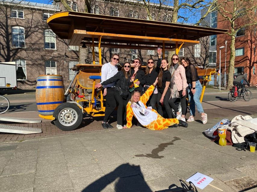Amsterdam: Shared Party Bike Tour with Beer - The Drinks: Unlimited Beer and Prosecco, Ordered Upfront