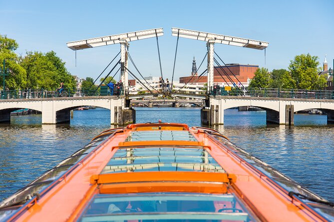 Amsterdam Sightseeing Canal Cruise with Audio Guide - Audio guide reality check: headsets, noise, and how to actually hear the narration