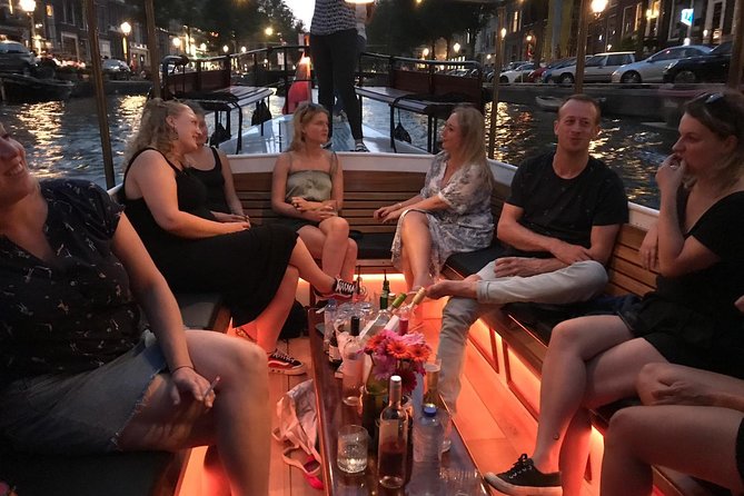 Amsterdam Small-Group Canal Cruise With Dutch Snacks and Drink - Meeting at Keizersgracht 198: the easy start to a smart route