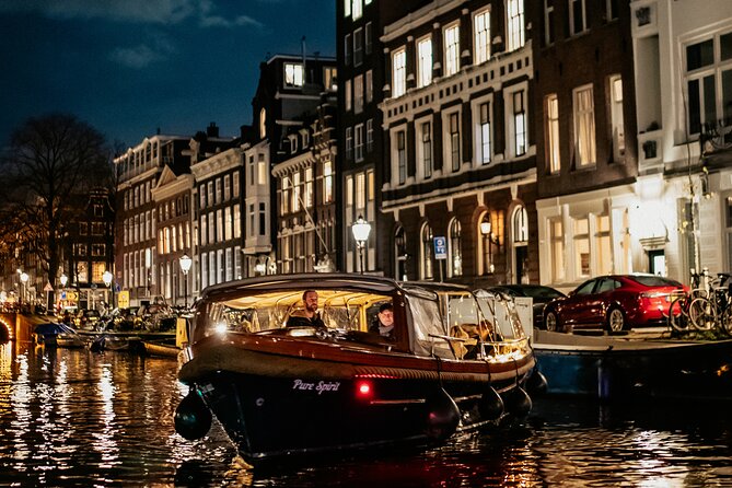Amsterdam Small-Group Evening Canal Cruise Including Wine, Craft Beer, Cheese - Timing Tips: Why an Evening Departure Can Still Work for Daylight-Look Fans