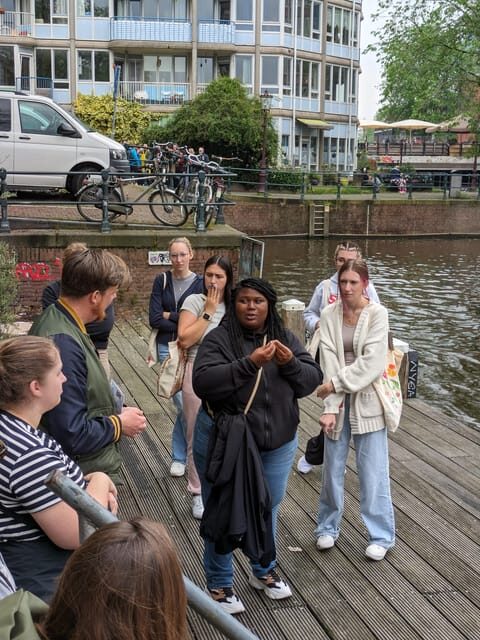 Amsterdam: small group tour: History, humor & hidden gems - Amsterdam Museum and the final sprint to Dam Square