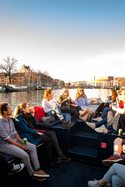 Amsterdam Small-Group Walking Tour with Canal Cruise - Why this Amsterdam walk + canal pairing makes sense