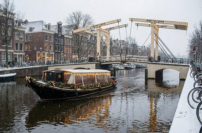Amsterdam Smoke Friendly Cruise with drinks option & local guide - Past Amsterdam Centraal: A Landmark Wrap-Up