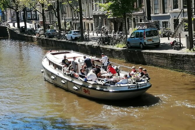 Amsterdam The Bulldog Boat Smoke Friendly Cruise + 2 drinks - The UNESCO Amsterdam Canals: what you’ll see in 1 hour