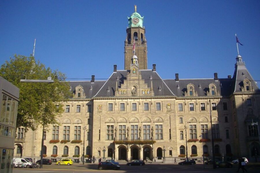 Amsterdam: The Hague, Delft and Rotterdam Private Day Tour - The Hague’s Binnenhof and New Church: politics with real atmosphere