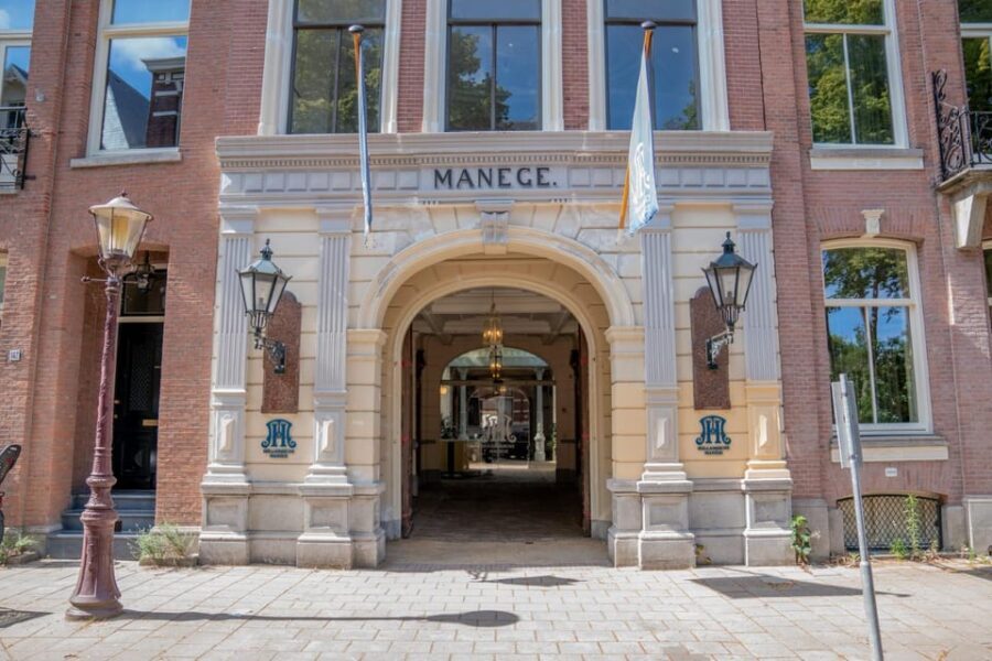 Amsterdam: The 'Hollandsche Manege' Stables Entry Ticket - Live Lessons: What You Learn in the Practical Part