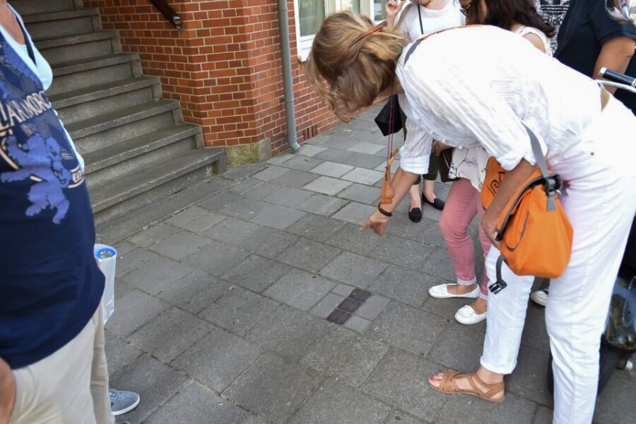 Amsterdam: The Life of Anne Frank Walking Tour - A Short Walk Through Anne Frank’s Pre-Hiding Amsterdam