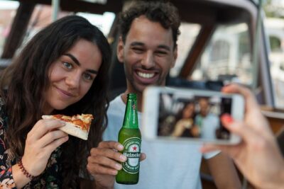 Amsterdam The Original Pizza Cruise with Unlimited Drinks - Boarding at StrommaDamrak 22: Easy to Find, Simple to Check In