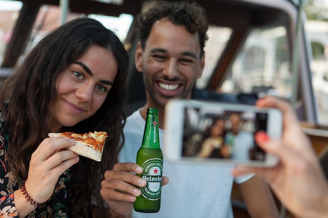 Amsterdam The Original Pizza Cruise with Unlimited Drinks - Boarding at StrommaDamrak 22: Easy to Find, Simple to Check In
